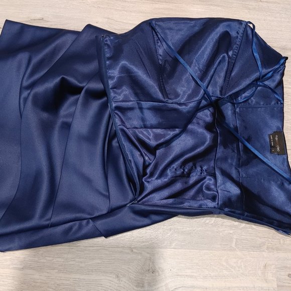 Elegant Navy Mini Dress - Picture 4 of 6